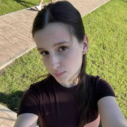 Мила Безрукавникова