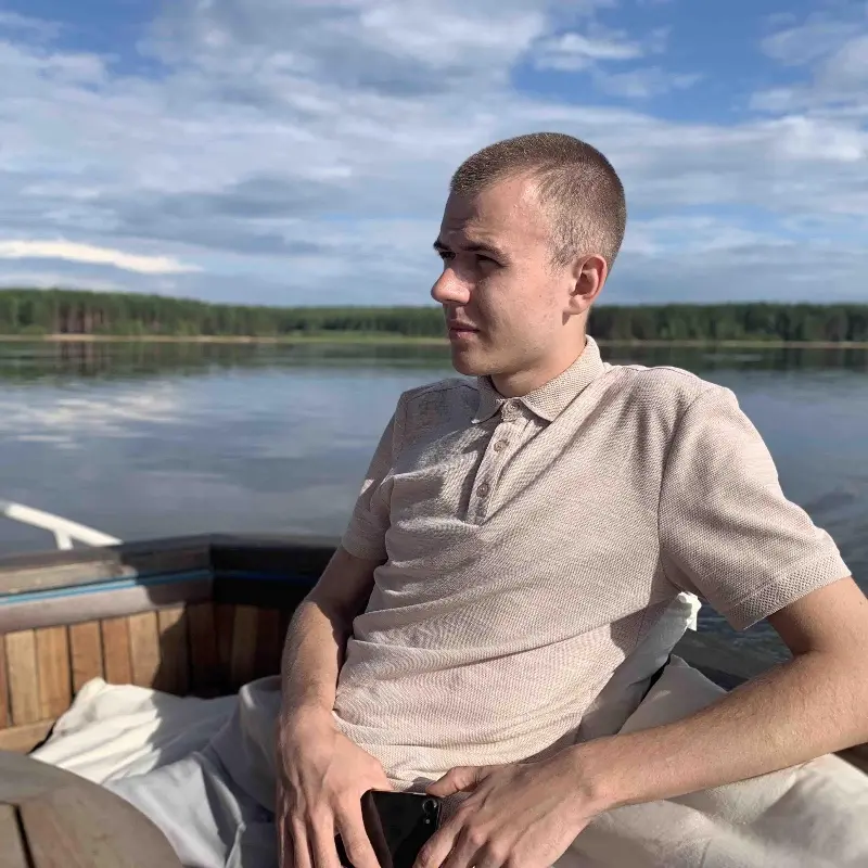 Евгений Петухов