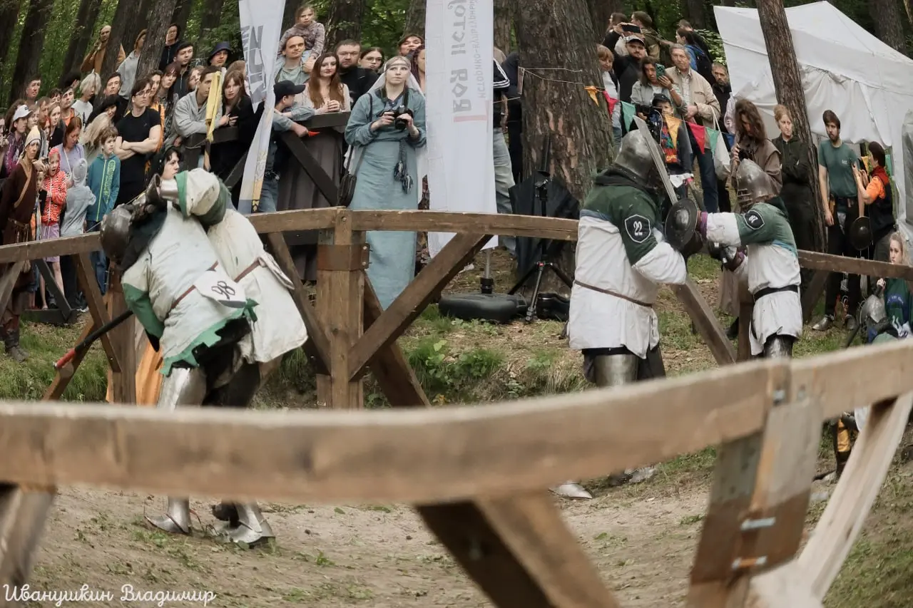 ⚔️
«КНЯЖИЙ ДВОР» — история, ожившая в Новосибирске
22–23 августа я побывал на фестивале «КНЯЖИЙ ДВОР» | Сетка — социальная сеть от hh.ru