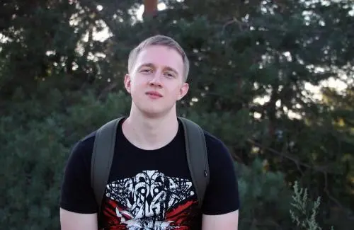 Александр Маслаков