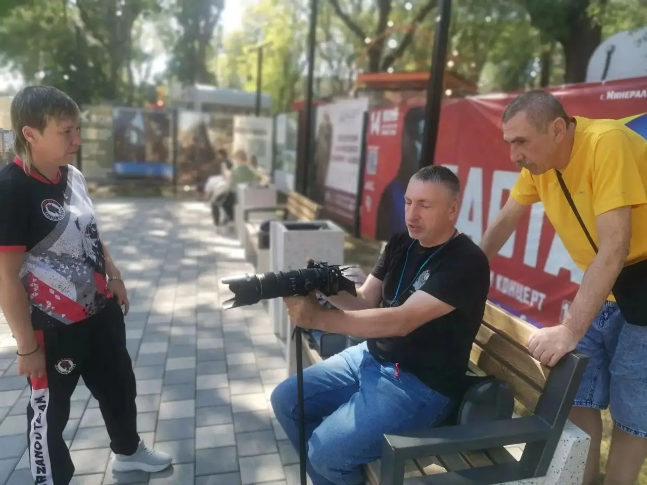 🥊 В Ессентуках снимают фильм о первой девушке-боксёре города
Документальная картина «Первый тренер. Первый ученик» расскажет историю Любови Мордвиной | Сетка — социальная сеть от hh.ru