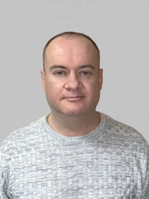 Дмитрий Старых