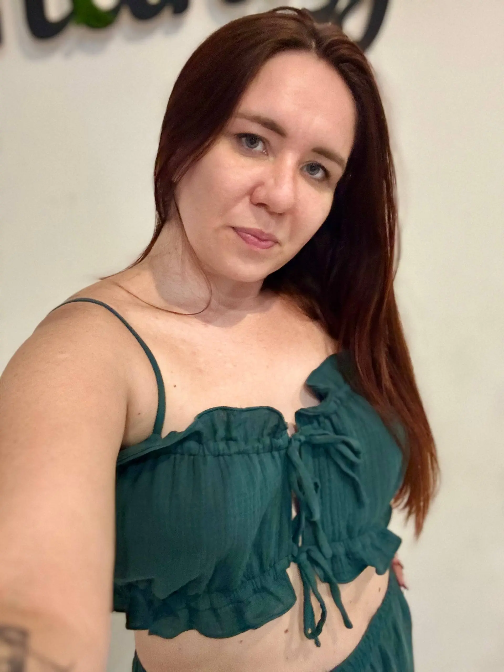 Теперь у нас такие костюмы 🥰
Дарья сказала я пошла покорять мир | Сетка — социальная сеть от hh.ru