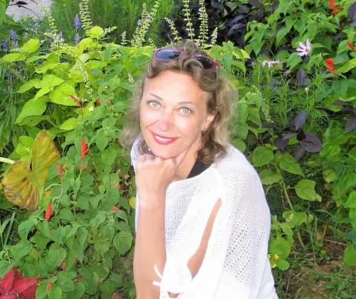 Анна Хруслова