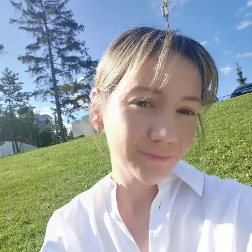 Юлия Лошкарева
