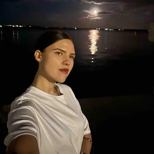 Ангелина Сидорова