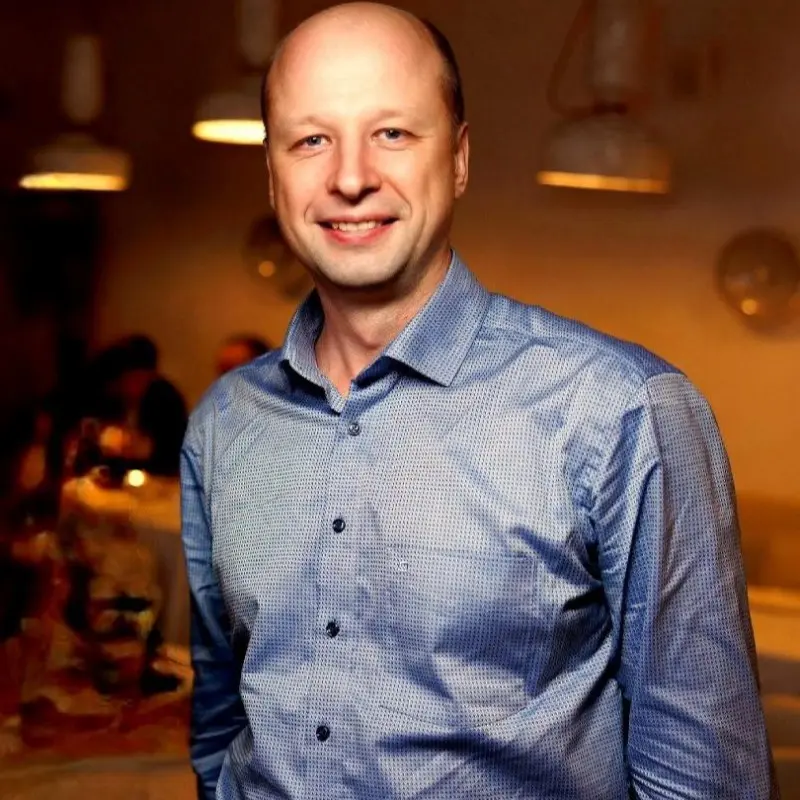 Сергей Тарасов