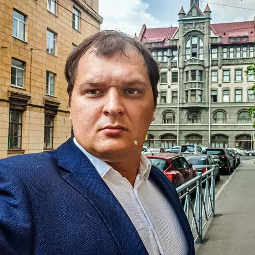 Станислав Хапёрских