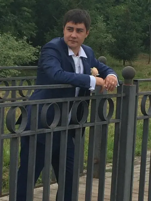 Андрей Анохин