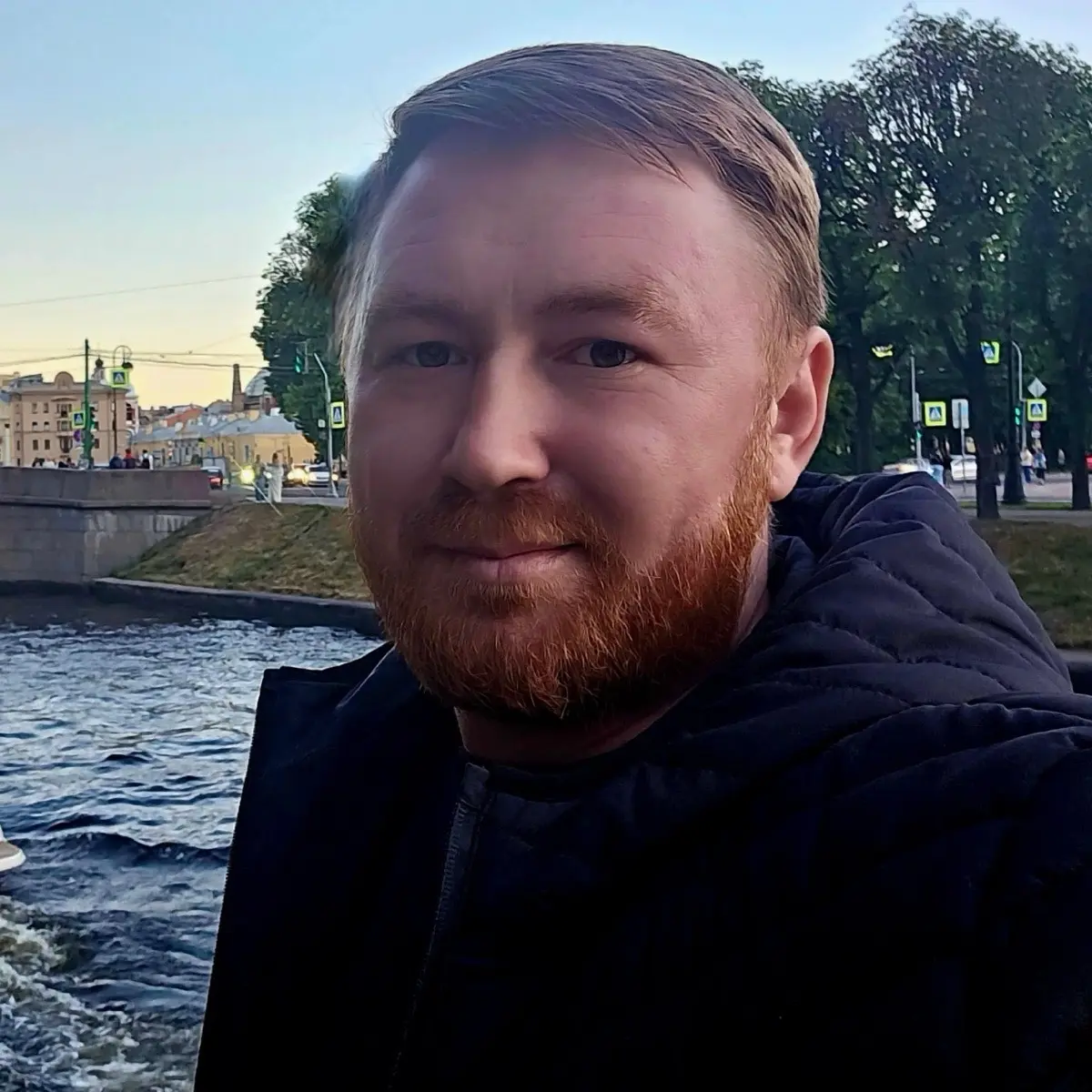 Владимир Романов