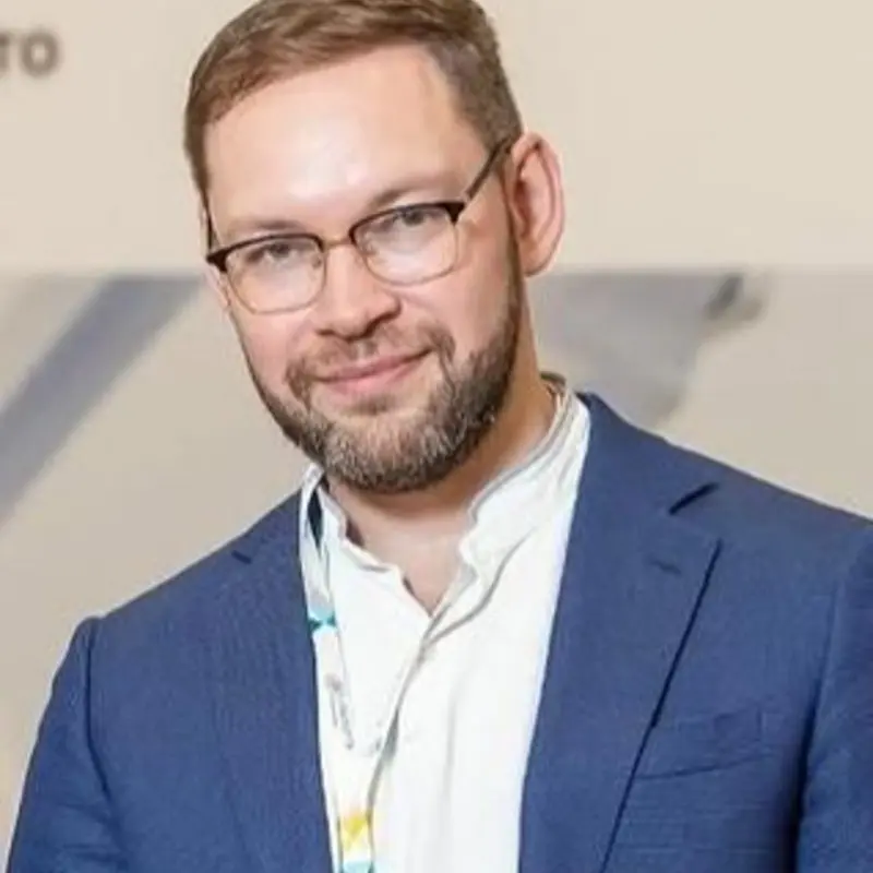 Михаил Елисеев