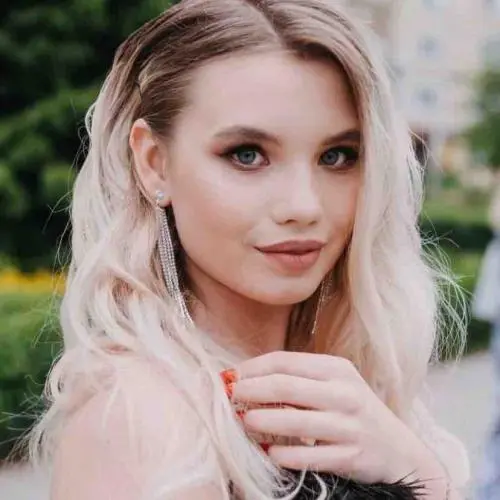 Елизавета Попова