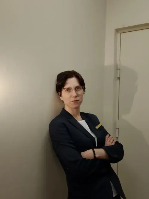 Mарина Eфремова