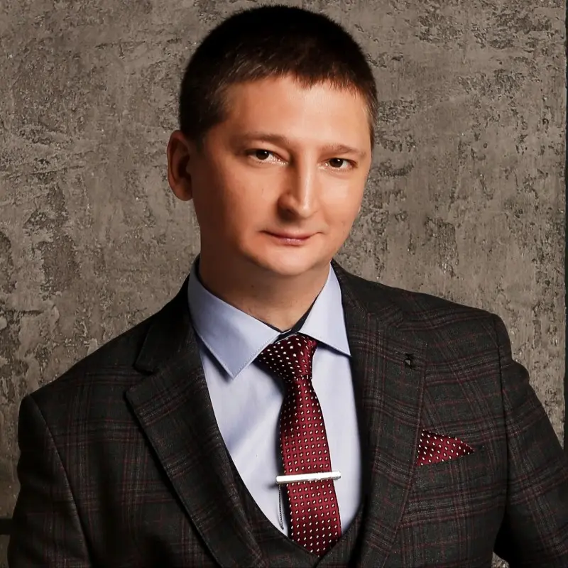 Максим Санеев