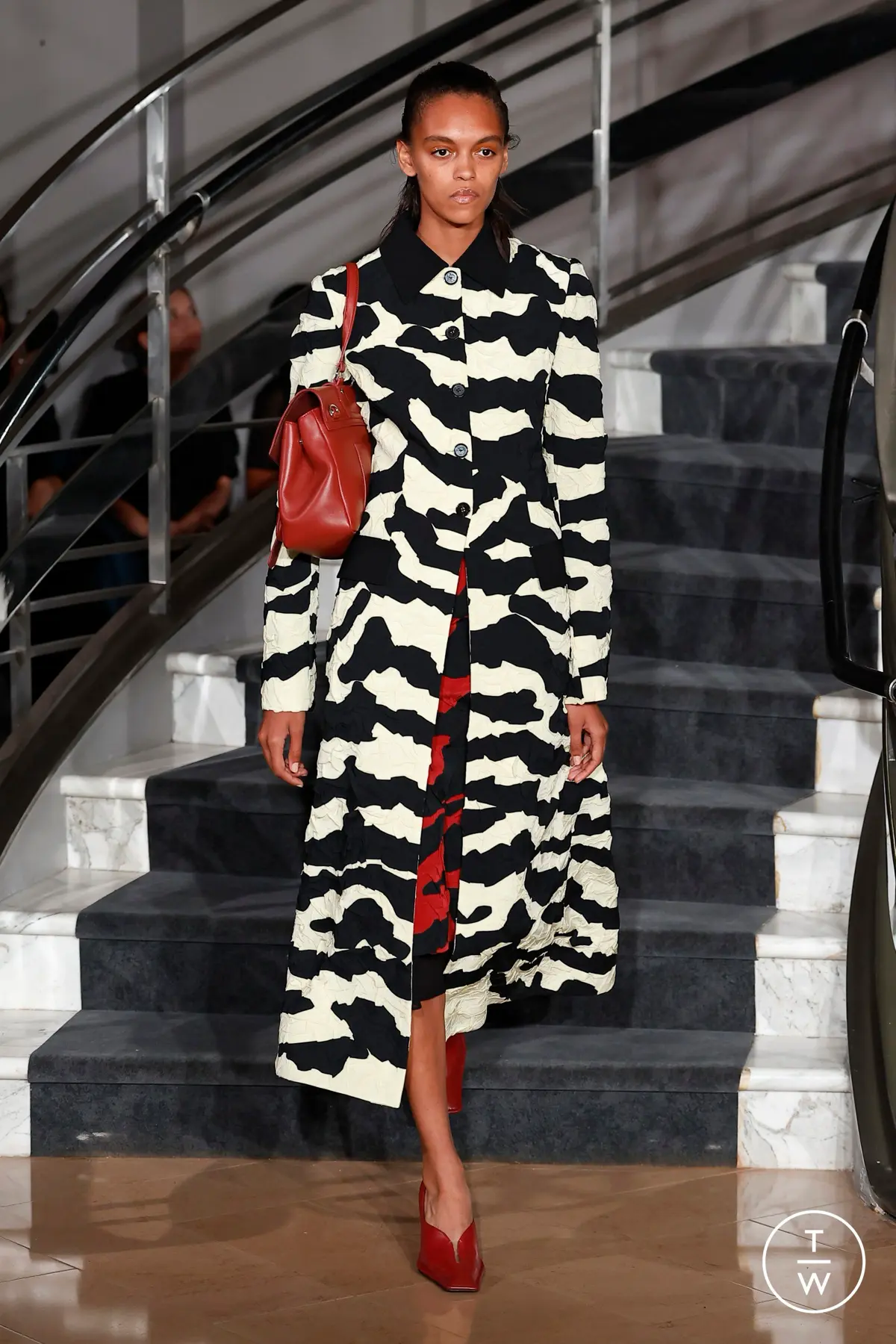 Proenza Schouler Spring/Summer 2027 | Сетка — социальная сеть от hh.ru
