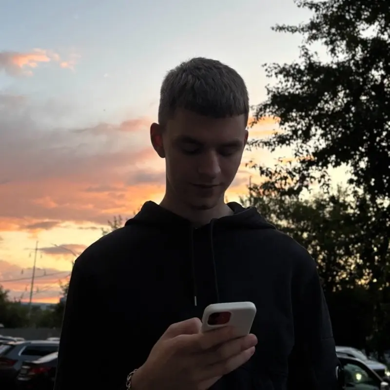 Александр Немов
