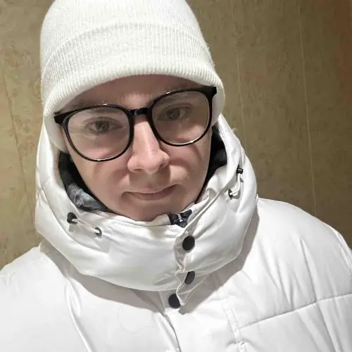 Максим Усенко