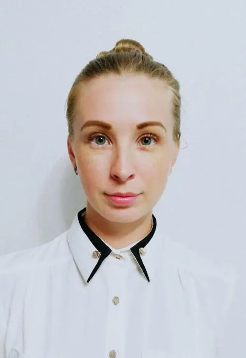 Алина Ракинова
