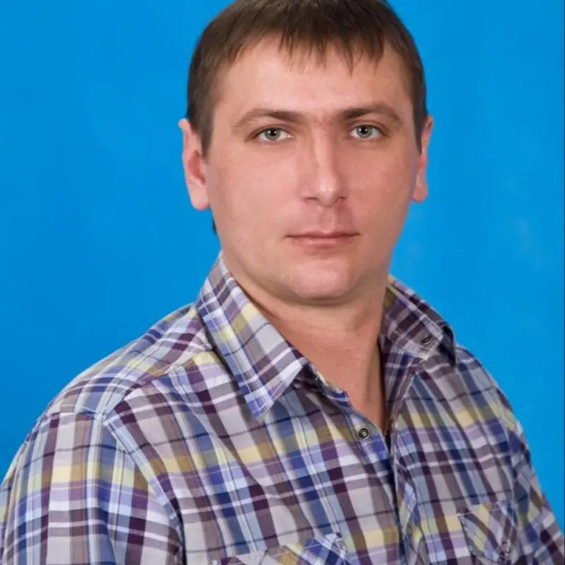Максим Дементьев