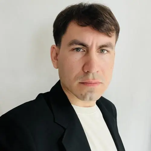 Андрей Вахрушев