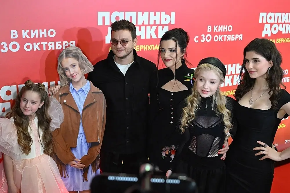 Фильмы «Папины дочки. Свадьбы не будет!» и «Искусственный». | Сетка — социальная сеть от hh.ru