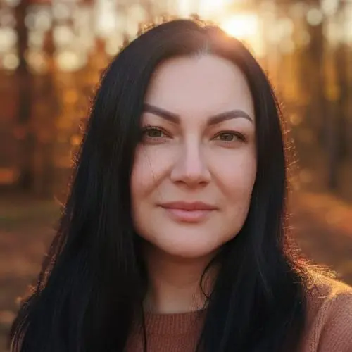 Юлия Плотникова