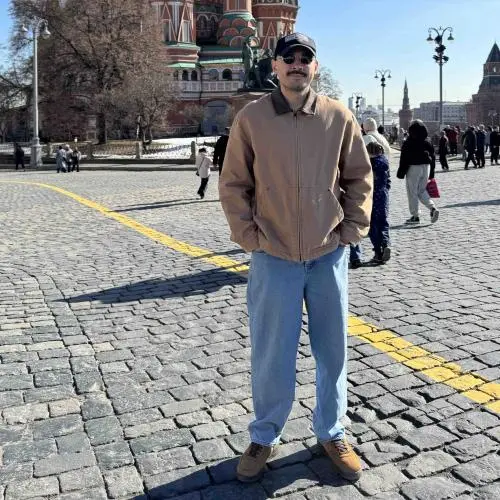 Александр Мазуров