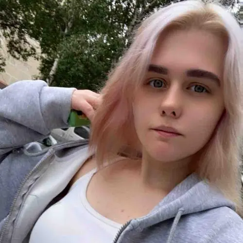 Юлия Свеженцева