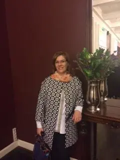 Елена Курчатова