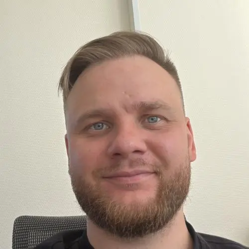 Дмитрий  Жуков