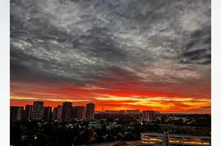 Какое красивое утро у меня в окне))))
Рассчитываю на что- то хорошее на этой неделе)))
Отличной недели всем и прекрасных новостей (офферов)!) | Сетка — социальная сеть от hh.ru