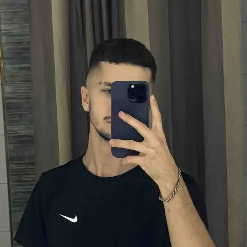 Евгений Попов
