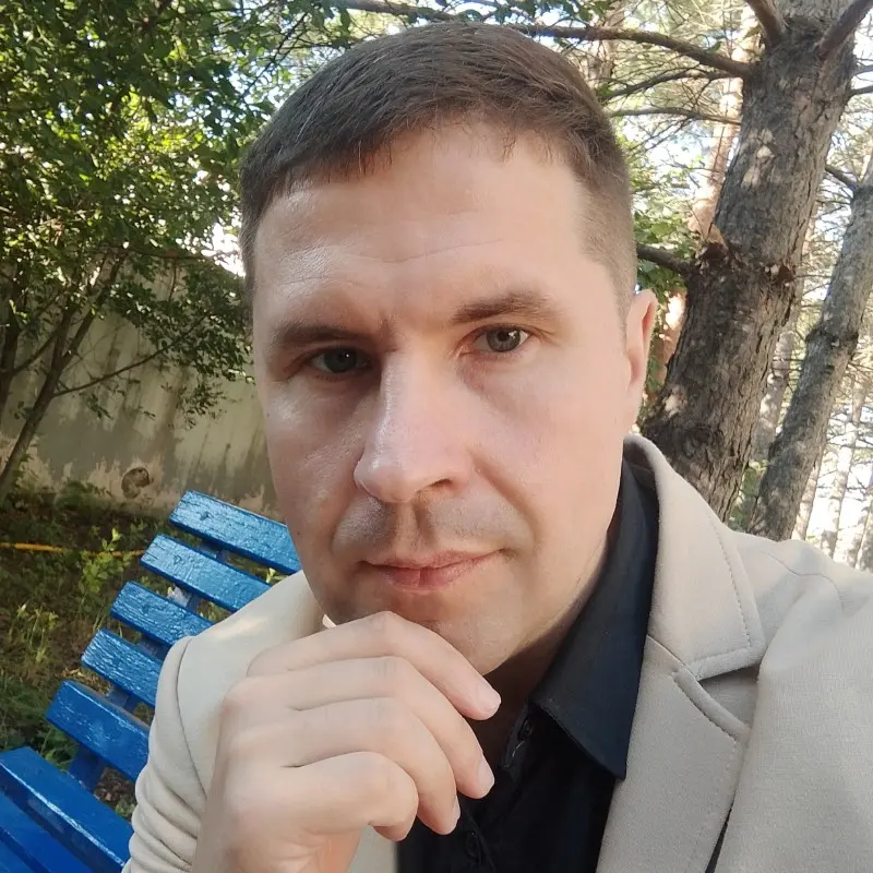 Сергей Ушаков