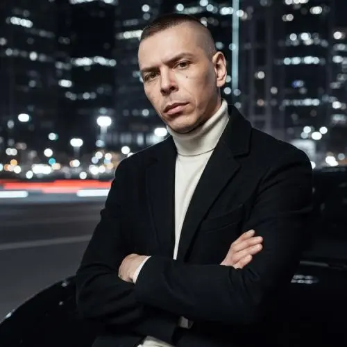 Юрий Мельников