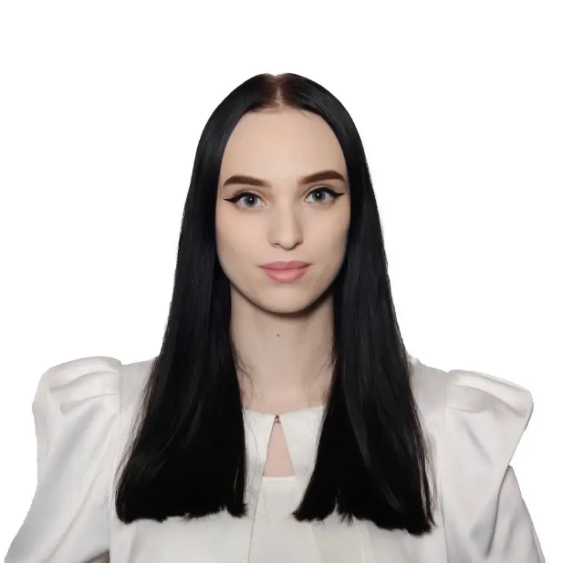 Софья Пешкова