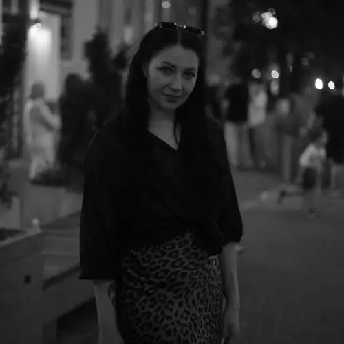 Елена Хухрянская