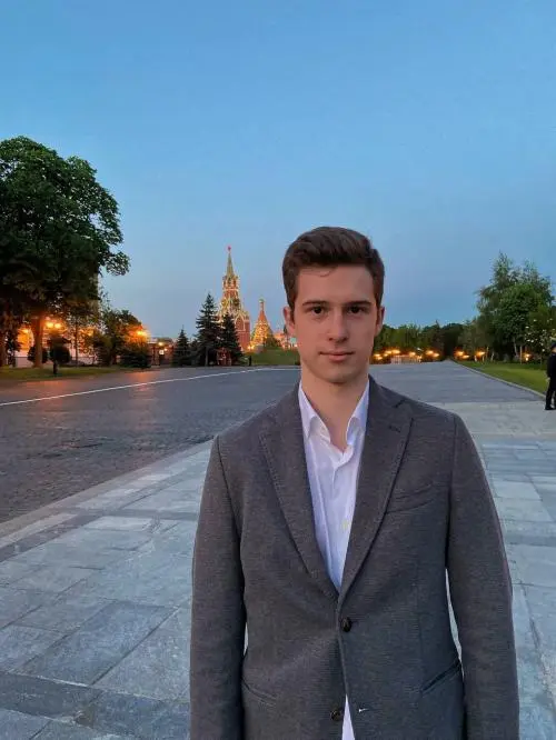Александр Бакуров