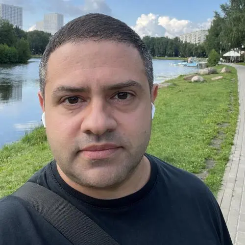 Адиль Гулиев