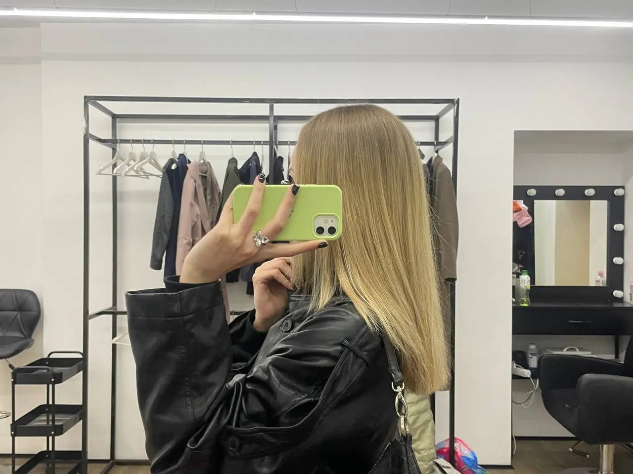 @fkdkdjld ❤️ | Сетка — социальная сеть от hh.ru