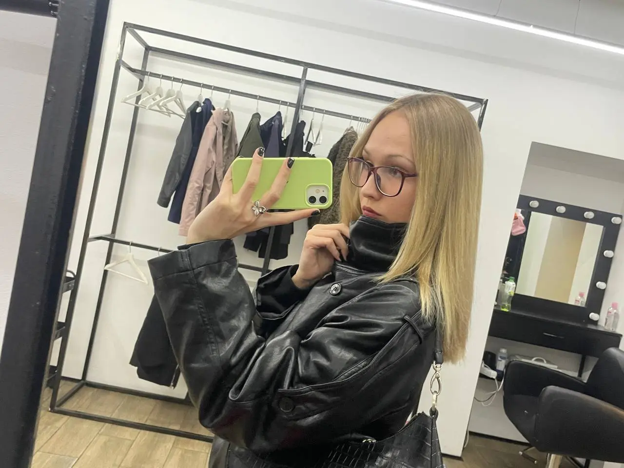 @fkdkdjld ❤️ | Сетка — социальная сеть от hh.ru