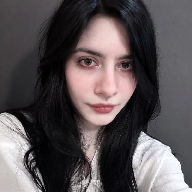 Лейла Шакер