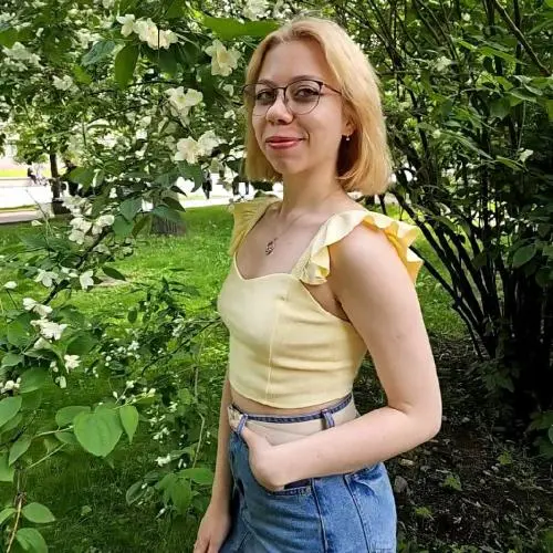 Алина Лазарева