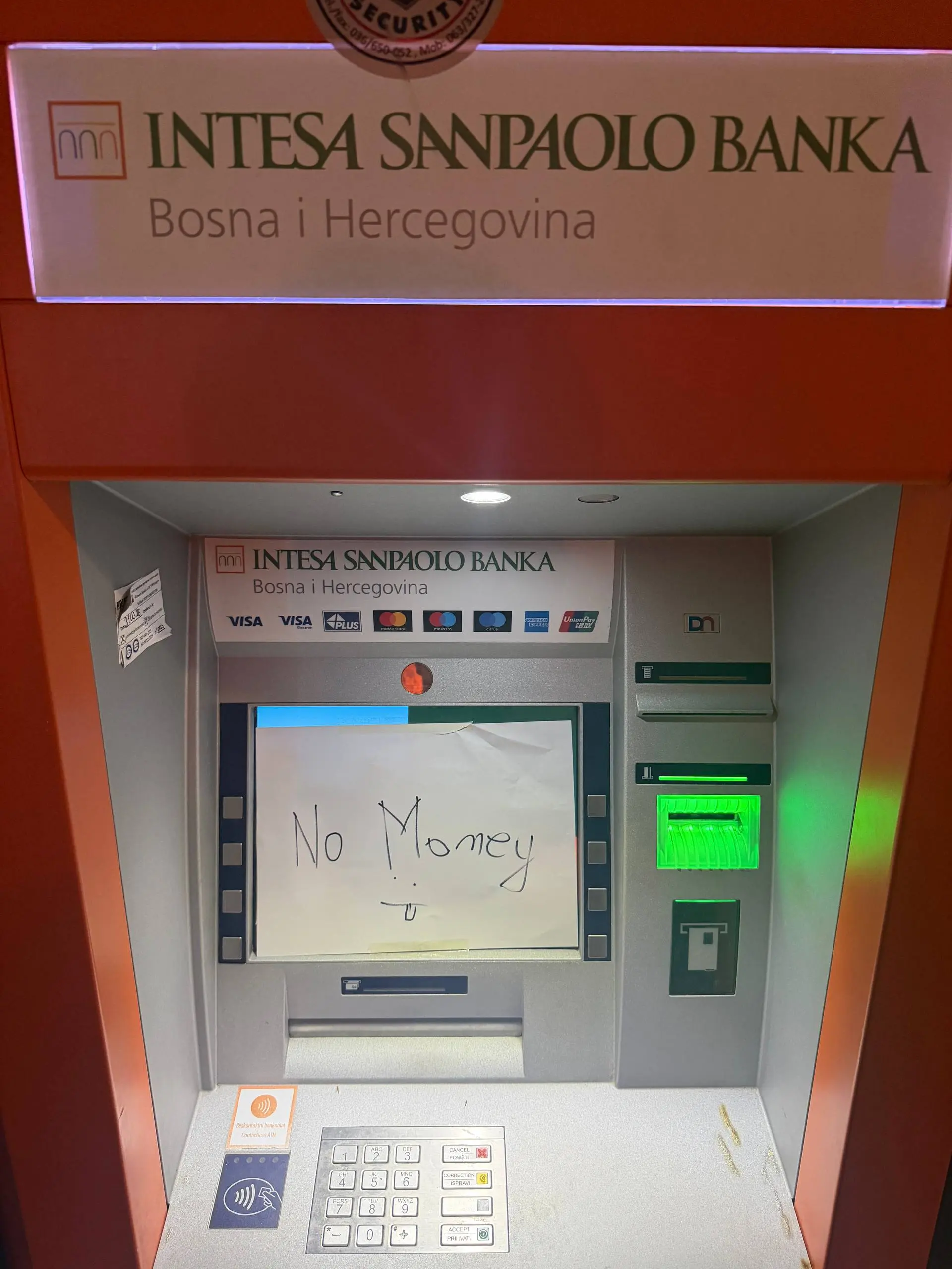 Севодня не кушоешь 🤗
👨‍💻Продакт поехал #meme
В этом посте были ссылки, но мы их удалили по правилам Сетки | Сетка — социальная сеть от hh.ru