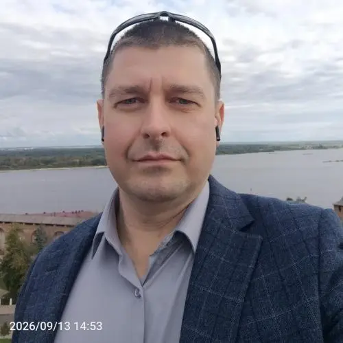 Михаил Харитонов