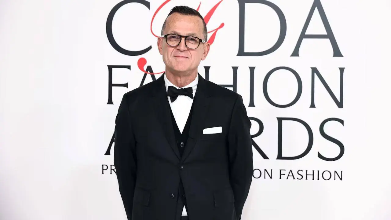 Главу CFDA отстранили от должности после стычки с активистами PETA на Неделе моды в Нью-Йорке | Сетка — социальная сеть от hh.ru