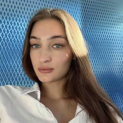 Софья Толстова
