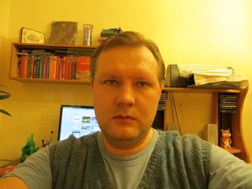 Михаил Савельев