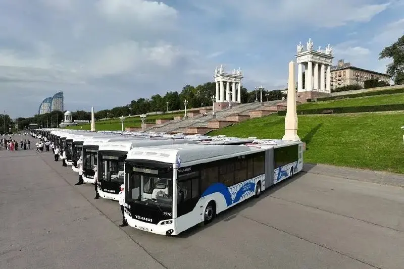 Муниципальный парк Волгограда пополнился 16 новыми автобусами на СПГ ⭐️
Муниципальный автобусный парк Волгограда продолжает обновление | Сетка — социальная сеть от hh.ru