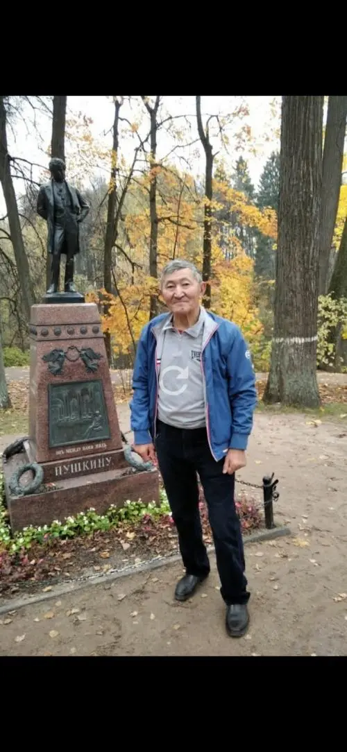 Михаил Эрднеев