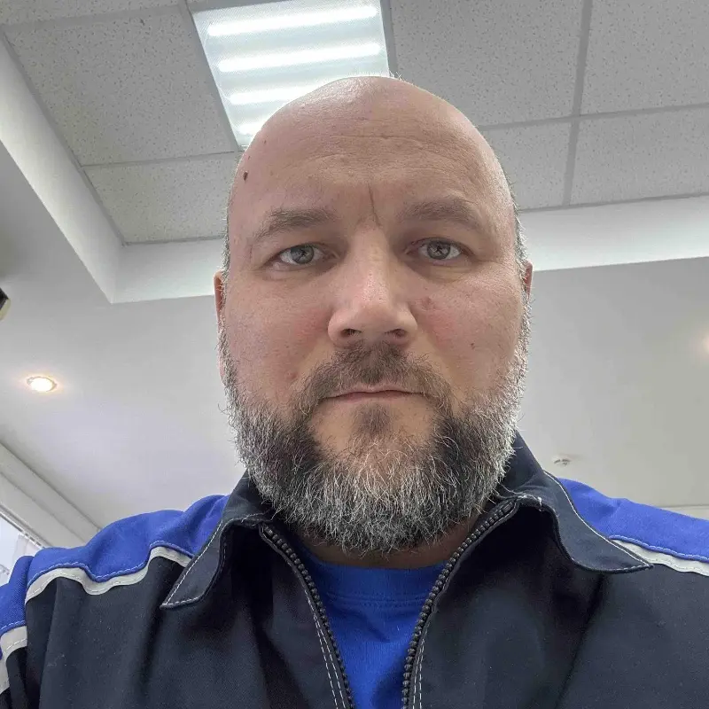 Павел Николаев